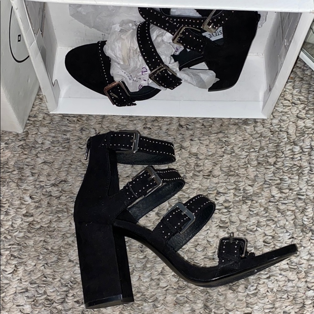 studded strapped sandal
